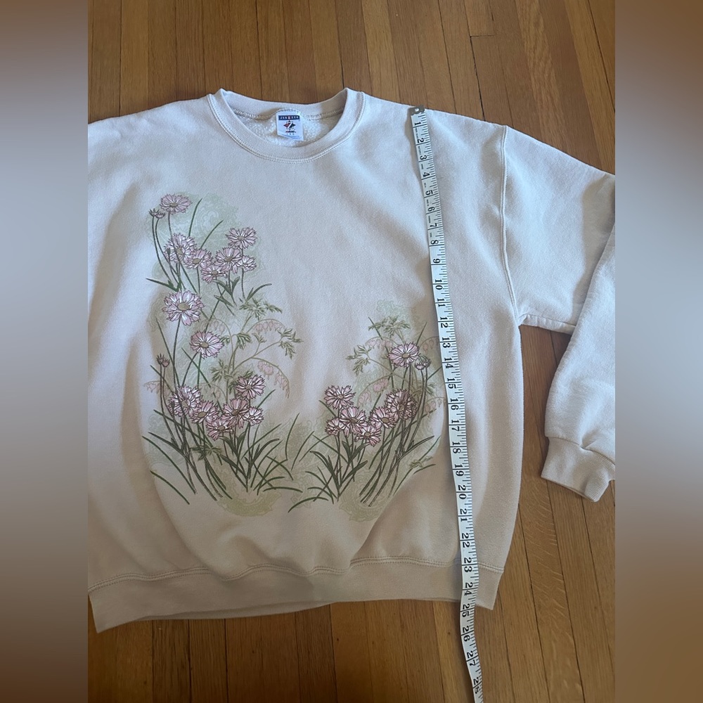 Vintage Jerees Bleeding Heart Beige Sweatshirt, Size L - Picture 3 of 7
